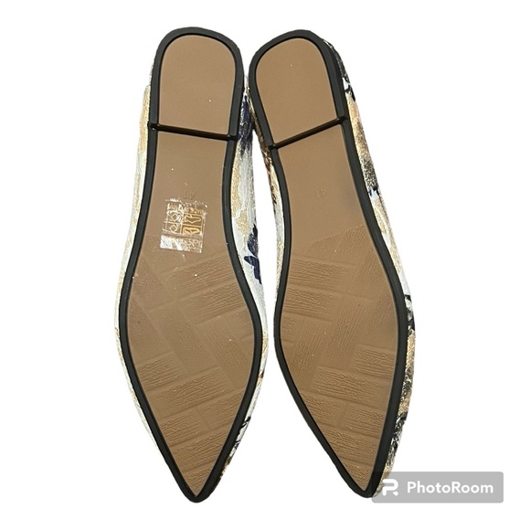 Floral Cream Ladies Flats - Picture 3 of 3